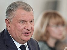 "Роснефть" завершила приобретения в России, заявил Сечин