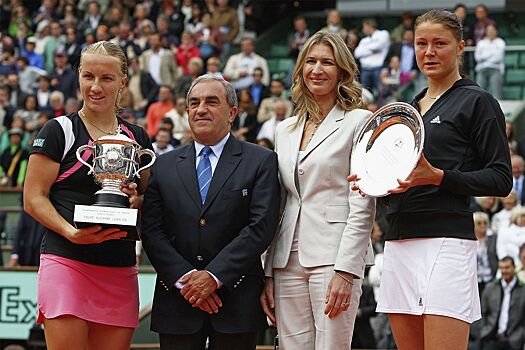 Светлана Кузнецова стала чемпионкой Ролан Гаррос – 2009, победив в российском финале Динару Сафину