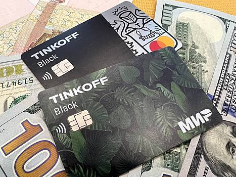 «Тинькофф» приостановит переводы в долларах в банк «Фридом Финанс» в Казахстане