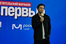 Сергей Безруков читает Есенина на ВФМ