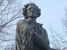 Памятник Сарьяну нужно перенести, либо благоустроить возле него территорию – директор армянской общины