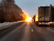 Газель взорвалась после столкновения с фурой на трассе М‑7 в Лысковском районе