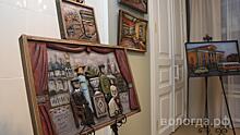 Выставка «Резцом и кистью» открылась в Центре ремесел Вологды