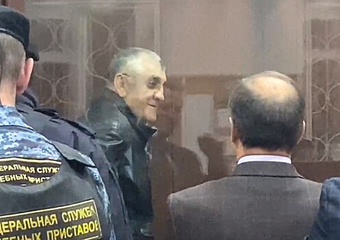 Арестованного мэра Кизилюрта заподозрили в рэкете и организации убийств