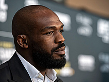 Лучшему бойцу UFC предрекли тюрьму