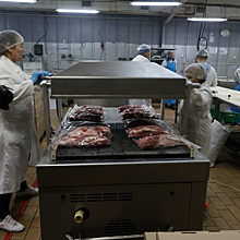 В Челябинске начали выпускать бургеры на замену импортным