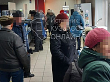 Нехватка сотрудников спровоцировала огромные очереди в почтовом отделении кузбасского города