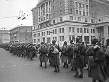 Наши деды остановили и разбили врага на подступах к городу