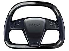 Тюнеры предложили для Tesla «многоугольный» руль