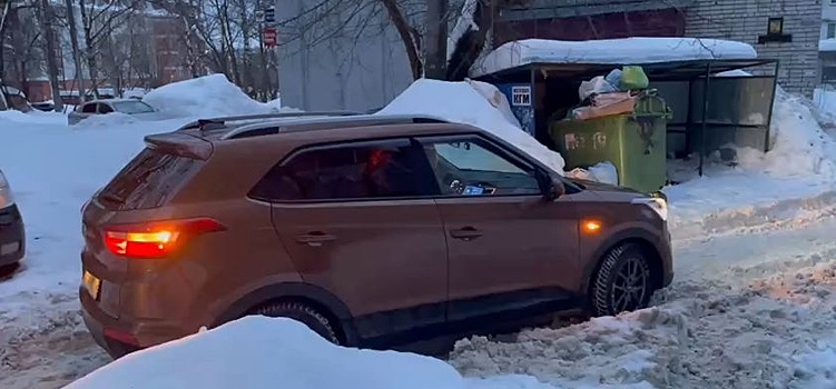 Двух пешеходов сбили в Нижнем Новгороде 14 февраля