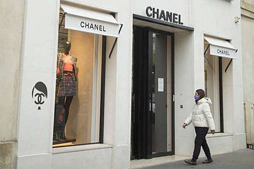 В бутике Chanel в Дюссельдорфе нанимают украинок на место уволенных россиянок