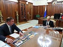 Путин назвал "хорошим стартом" первые месяцы работы врио главы Омской области
