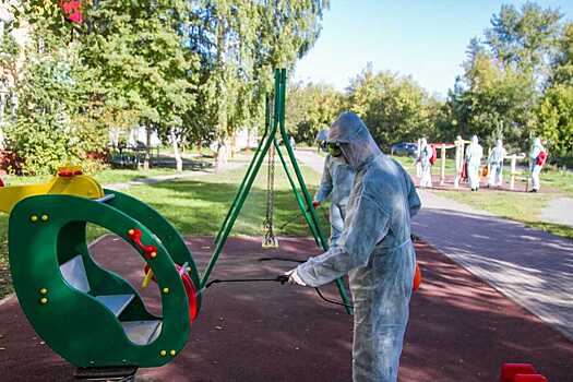 В Воронеже продезинфицируют детские площадки