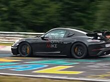 Новый спорткар Porsche Cayman GT4 RS впервые замечен на Нюрбургринге
