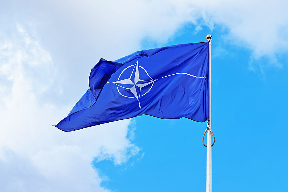 США отказались от обещания не расширять НАТО на восток