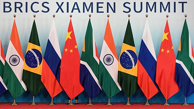 Стало известно о плане Си Цзиньпина посетить ЮАР и поучаствовать в саммите БРИКС