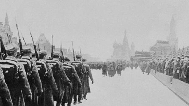 Уходили в бессмертие: как готовили парад в осажденной Москве
