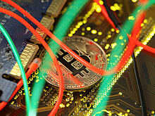 Биткоин подорожал и вновь приблизился к уровню $11000