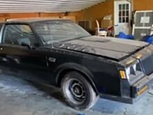 Первое за 34 года «купание» культового Buick Grand National показали на видео