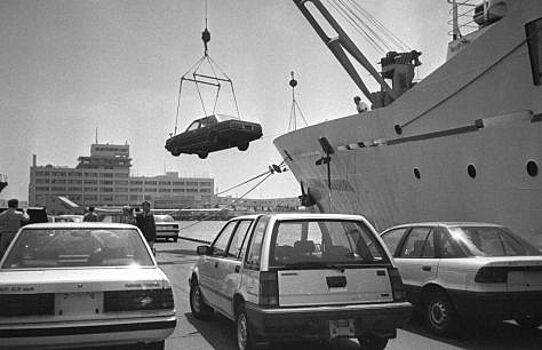 Во Владивостоке начали дорожать японские автомобили