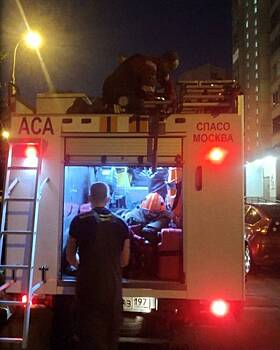 В Южном Бутове спасли мужчину, который упал дома и не мог встать