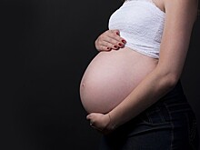 Футболистка сборной США тренируется на шестом месяце беременности