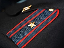 Ряд офицеров силовых ведомств РФ освободили от занимаемых должностей