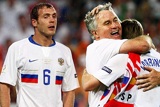 Вспоминаем легендарный пас Романа Адамова на Гуса Хиддинка на Евро-2008