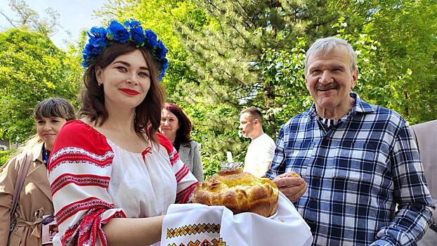 Актер Александр Павлов: Современная «сериальность» своей скоростью уничтожает кинематограф