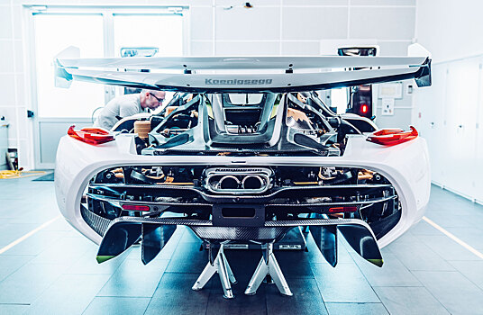 Koenigsegg: как выжать из тачки 480 км в час