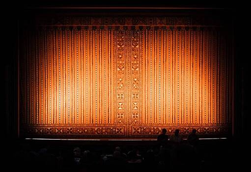 В Петербурге состоится премьера спектакля «Шум за сценой» по пьесе Майкла Фрейна