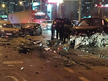 В Самаре 10 февраля около автовокзала в массовом ДТП погиб мужчина