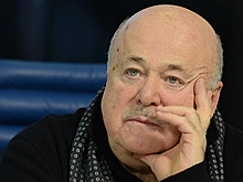 Александр Калягин отмечает 75-летие премьерой спектакля "Ревизор" в театре Et Сetera