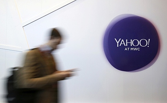 В работе Yahoo произошел сбой