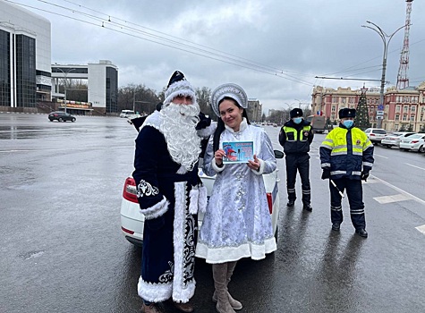 Акция &laquo;Полицейский Дед Мороз&raquo; прошла в Ростове