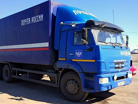 В Ростовской области задержали грузовик "Почты России" с 10 тоннами спирта