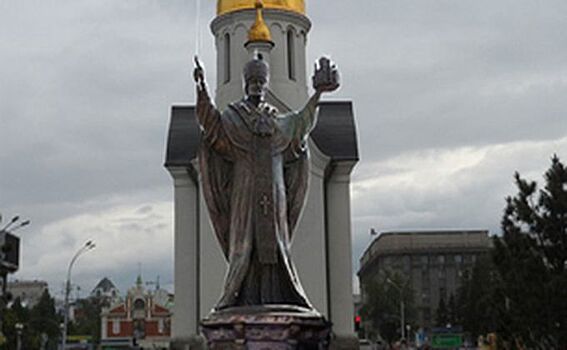 Подробности о памятнике Николаю Чудотворцу сообщает «Новосибирское землячество»