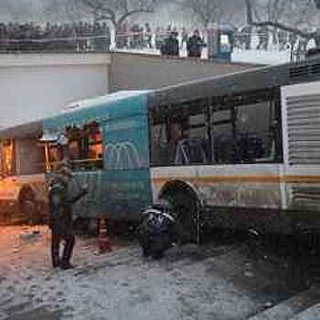 Водитель въехавшего в переход в Москве автобуса рассказал, что делал в момент ДТП