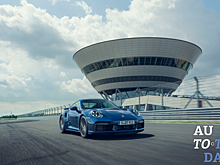 Porsche 911 Turbo отмечает свое 45-летие