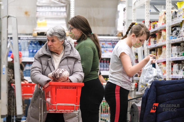 Экономист спрогнозировал снижение цен в России