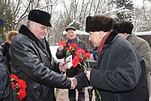 В Центре Хруничева почтили память заводчан – защитников Отечества