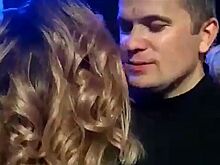 Костромской депутат похвастался страстным поцелуем с многодетной матерью