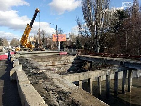 В марте заработает мост на улице Гагарина в Симферополе