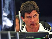 Тото Вольфф: «Не сомневаюсь, что «Макларен» действует в рамках правил. Их болид легален»