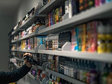 Милонов выступил за полный запрет жидкостей для вейпов