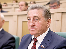 Лукин подарил подписку на «Парламентскую газету» воронежским ветеранам