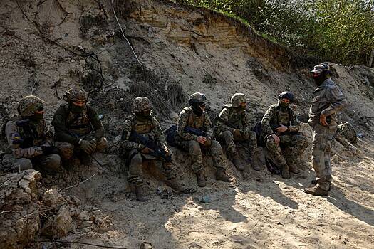 В Эстонии заявили о готовности обучить больше украинских военных