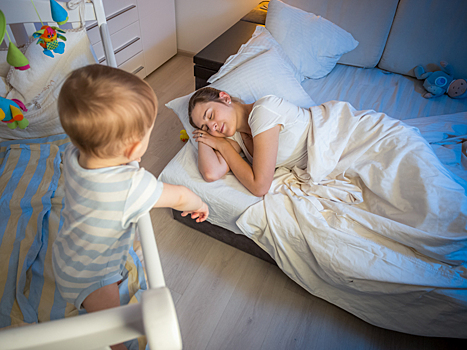 Почему малыш плохо спит: топ-5 ошибок родителей