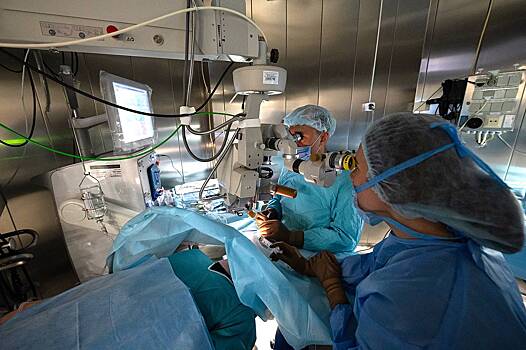 Врачи спасли глаз пострадавшему в драке российскому боксеру