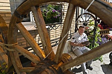 Тамбовский отельер привлекает гостей своей коллекцией артефактов